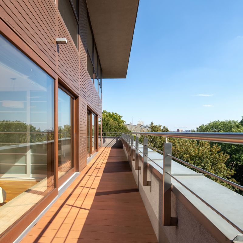 Balcony Railing Installation in Conroe, TX